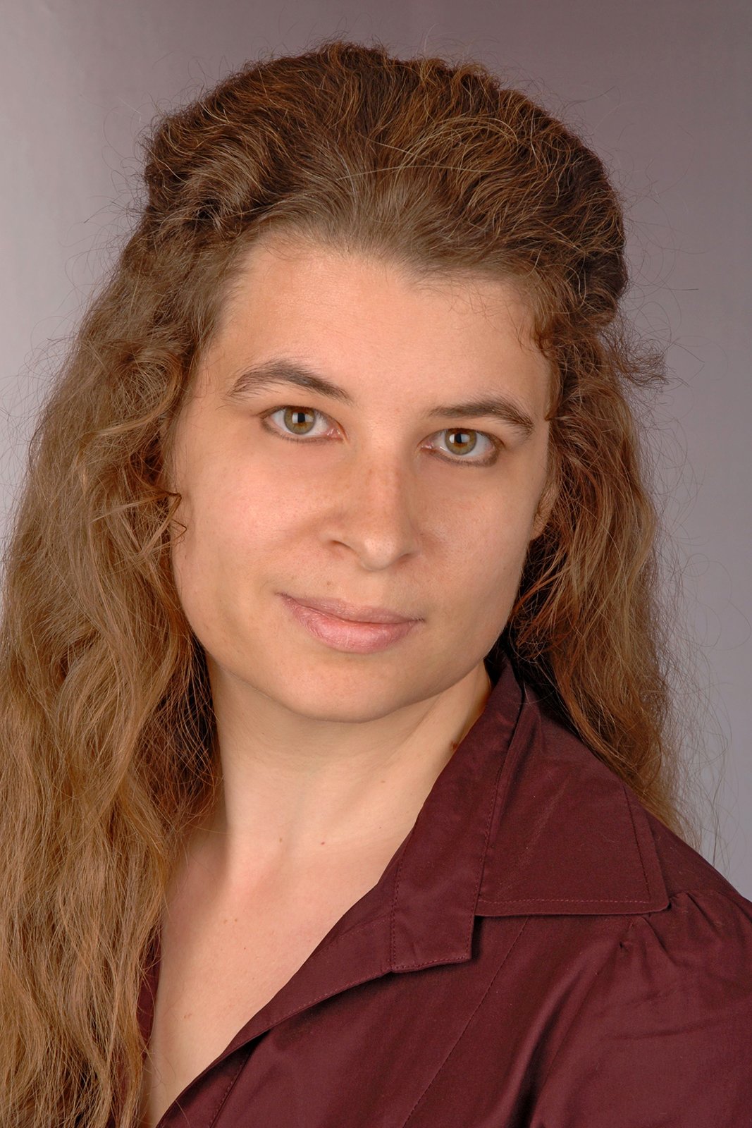 Dr. Sandra Kostner