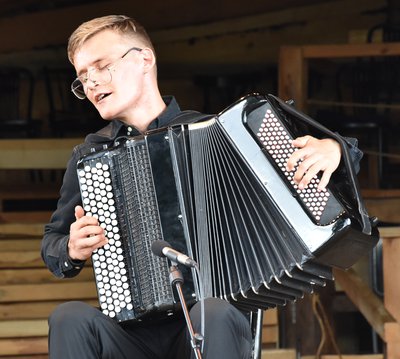 Bild zum Beitrag 'Das Akkordeon groovt!'
